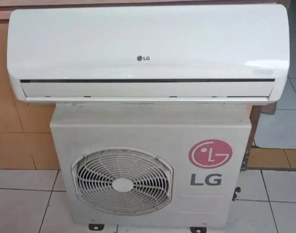 Jual acLG 3/4 r 410 1/2pk lowwat 590watt kondisi 95% ori semu