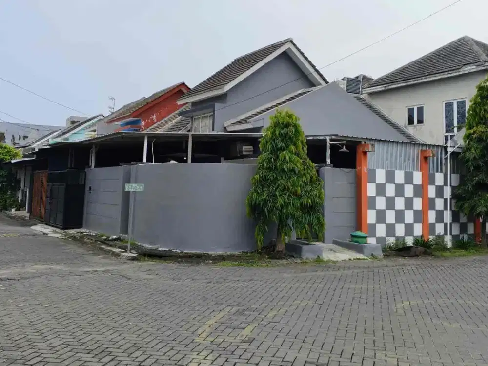 Jual Rumah Grand Semanggi Residence Lokasi nyaman, akses dekat dgn pintu masuk perum