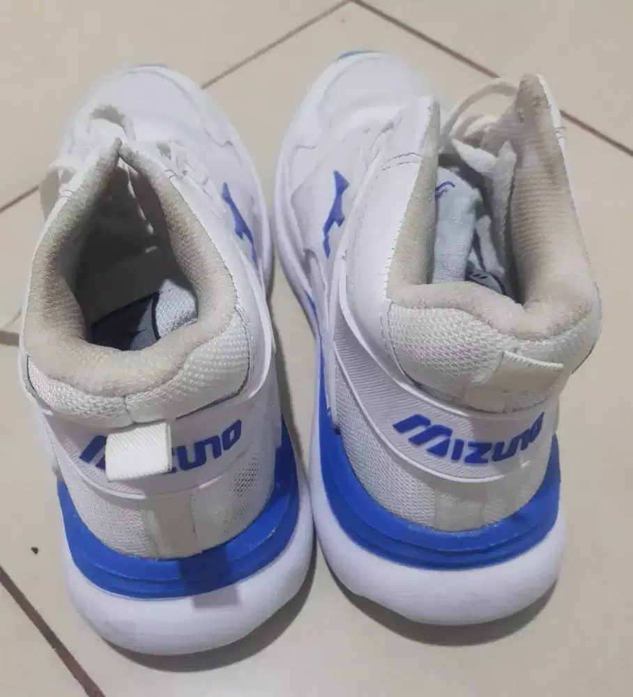 Sepatu sandal master rem