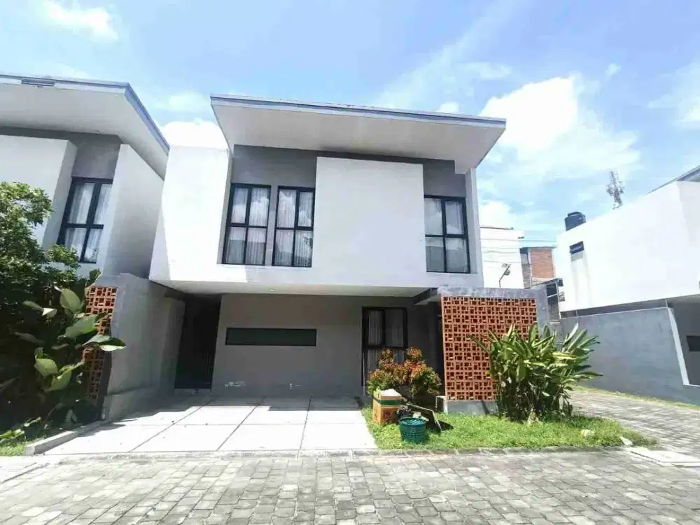 rumah mewah cluster 2 lantai furnish colomadu