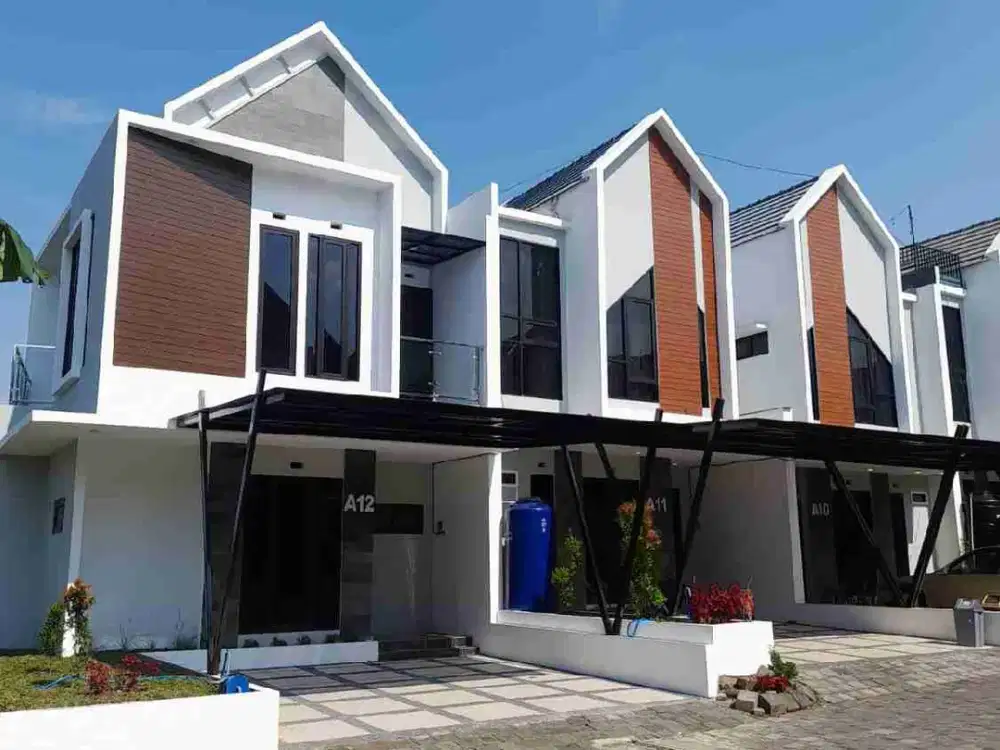 villa mewah kota batu dijual lokasi 2 menit ke wisata BNS