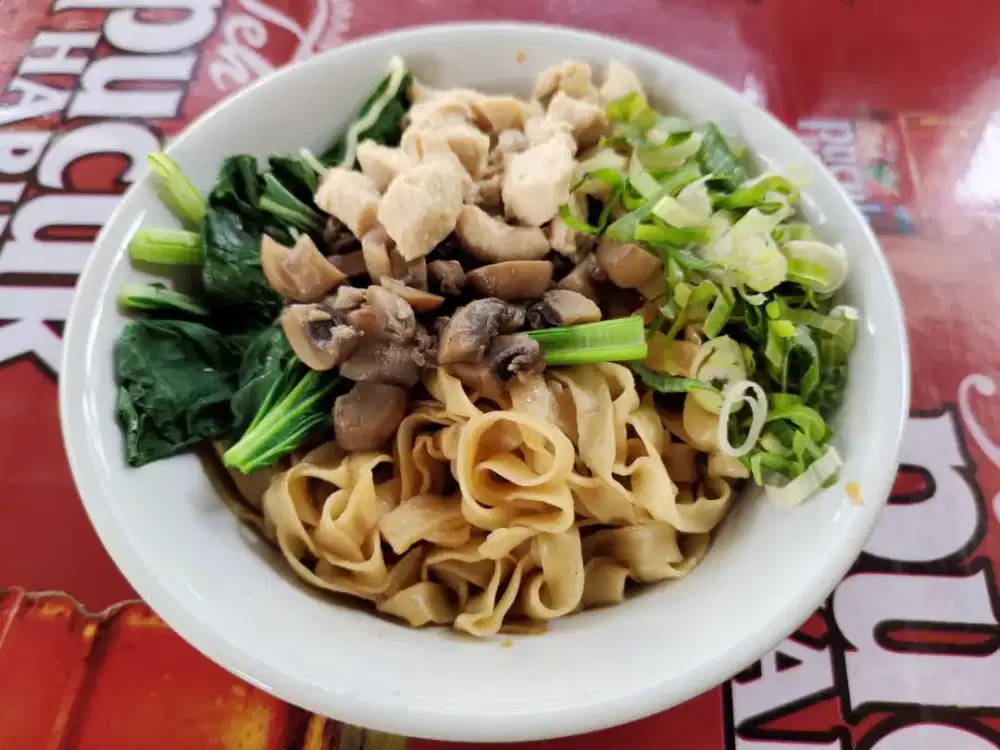 Lowongan untuk wanita di warung mie