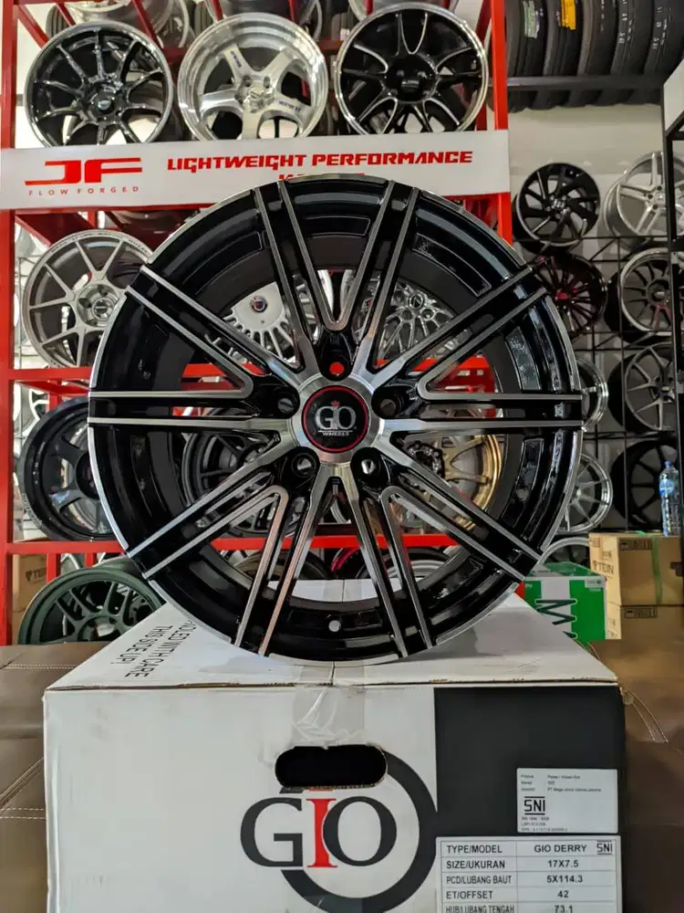 Velg GIO Derry R17 5x114,3 lbr 7,5 et 42