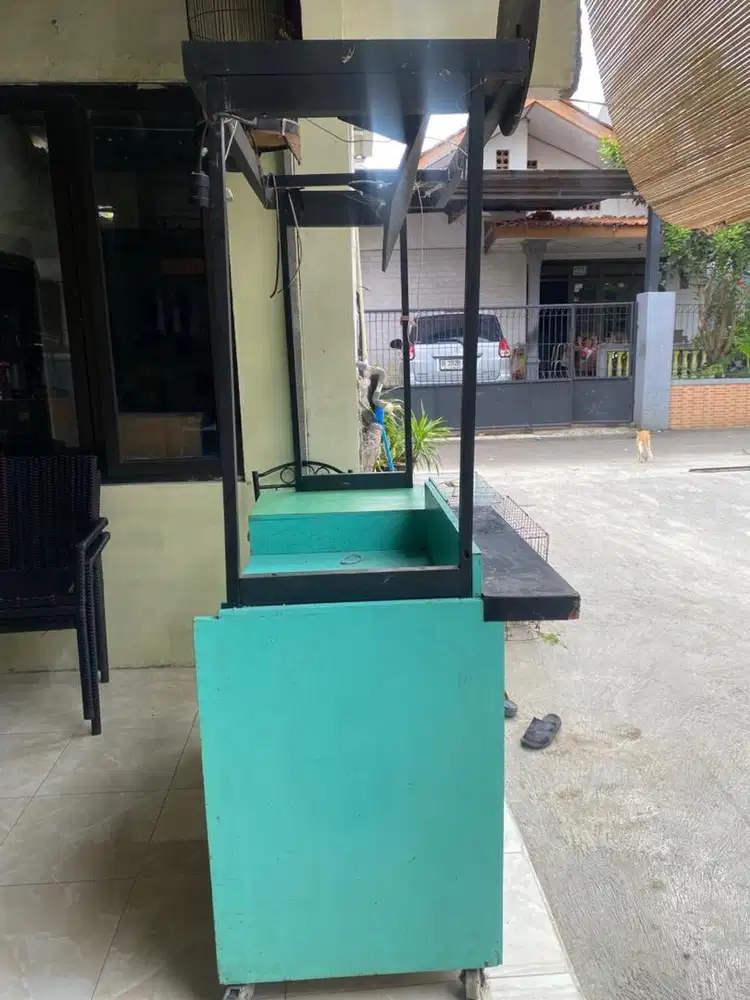 Gerobak Jualan ( Roda 4 )