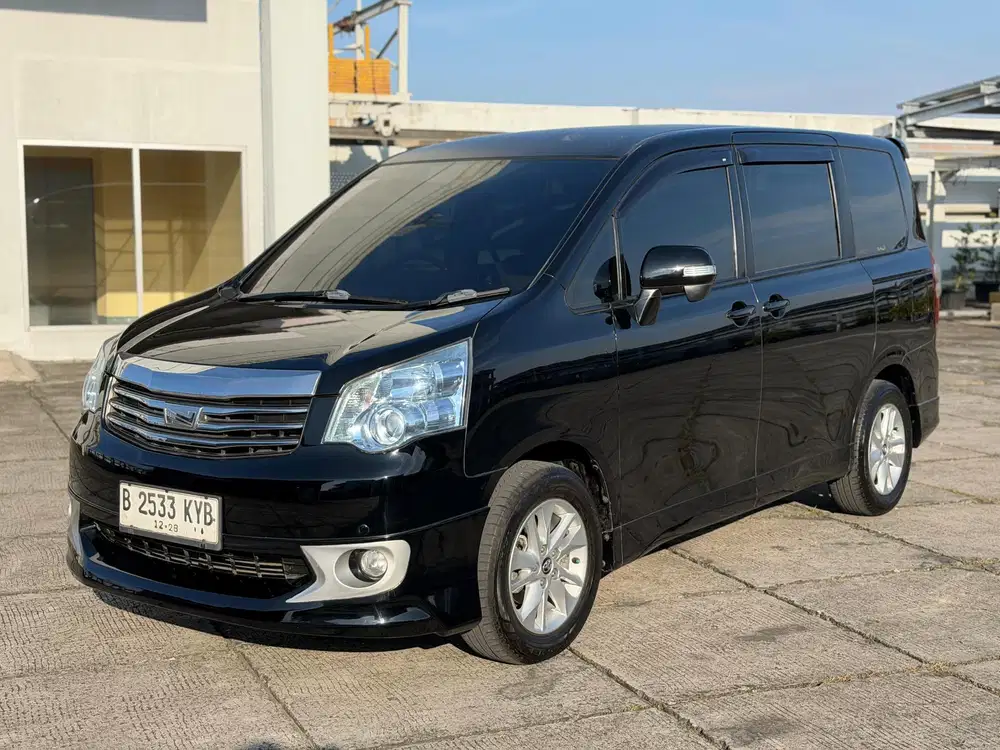 Toyota Nav1 2013 Bensin