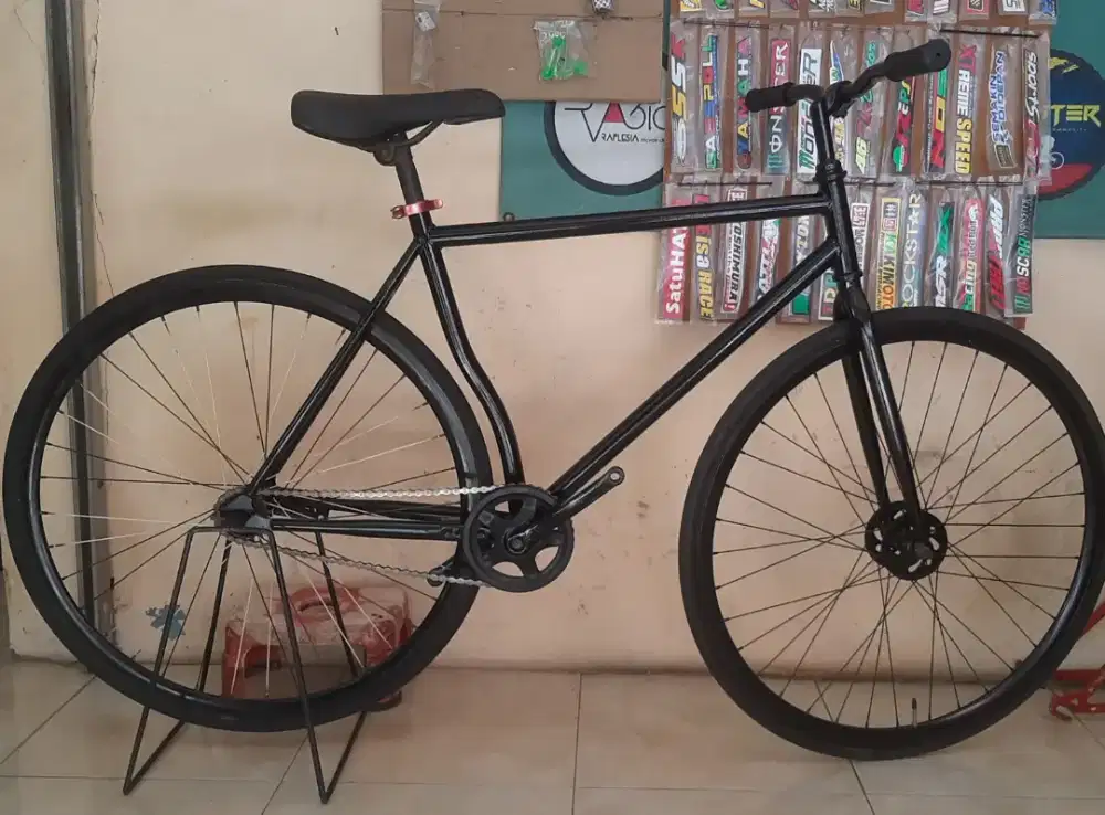 Sepeda Fixie 700c Black Murmer
