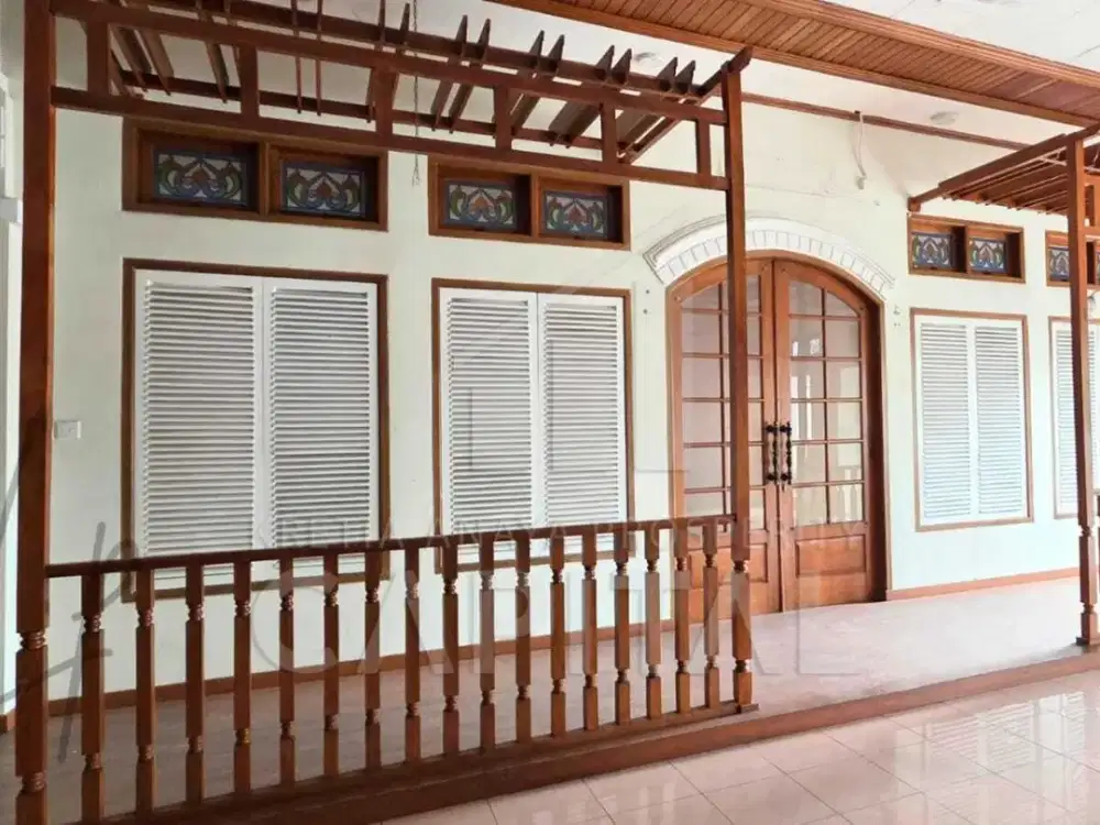 RUANG USAHA MAINROAD RIAU COCOK UNTUK KANTOR KULINER ATAU USAHA LAIANNYA