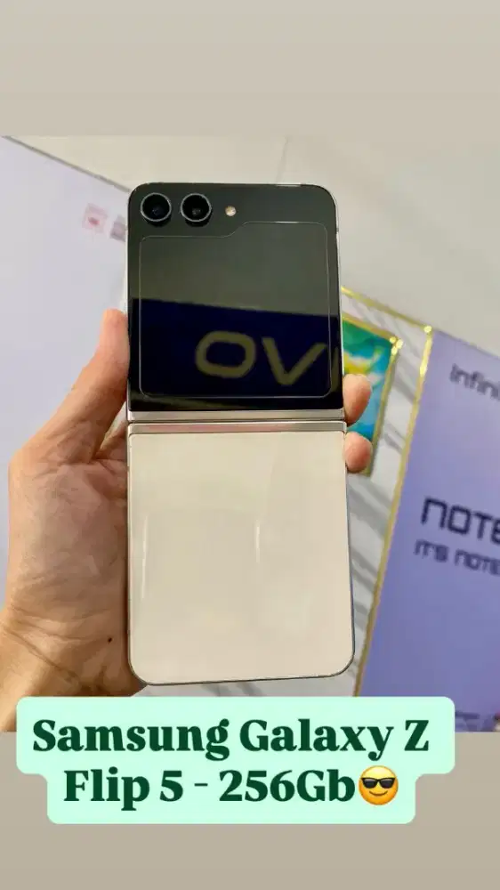 Samsung Galaxy z flip 5 8/256gb
