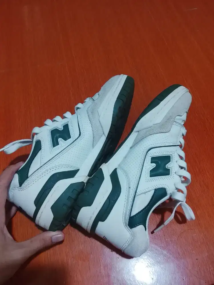 NB 550 white green