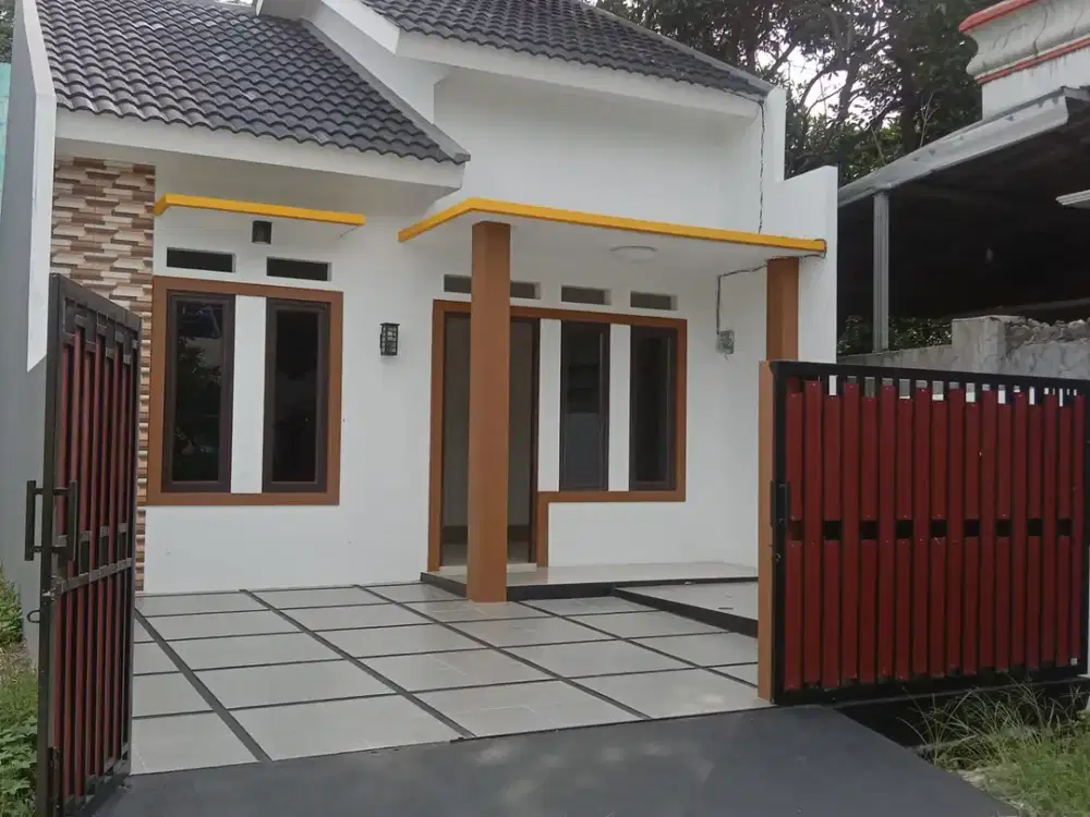 DI JUAL RUMAH MURAH 3 KAMAR TIDUR DI SENOPATI ESTATE BEKASI TIMUR