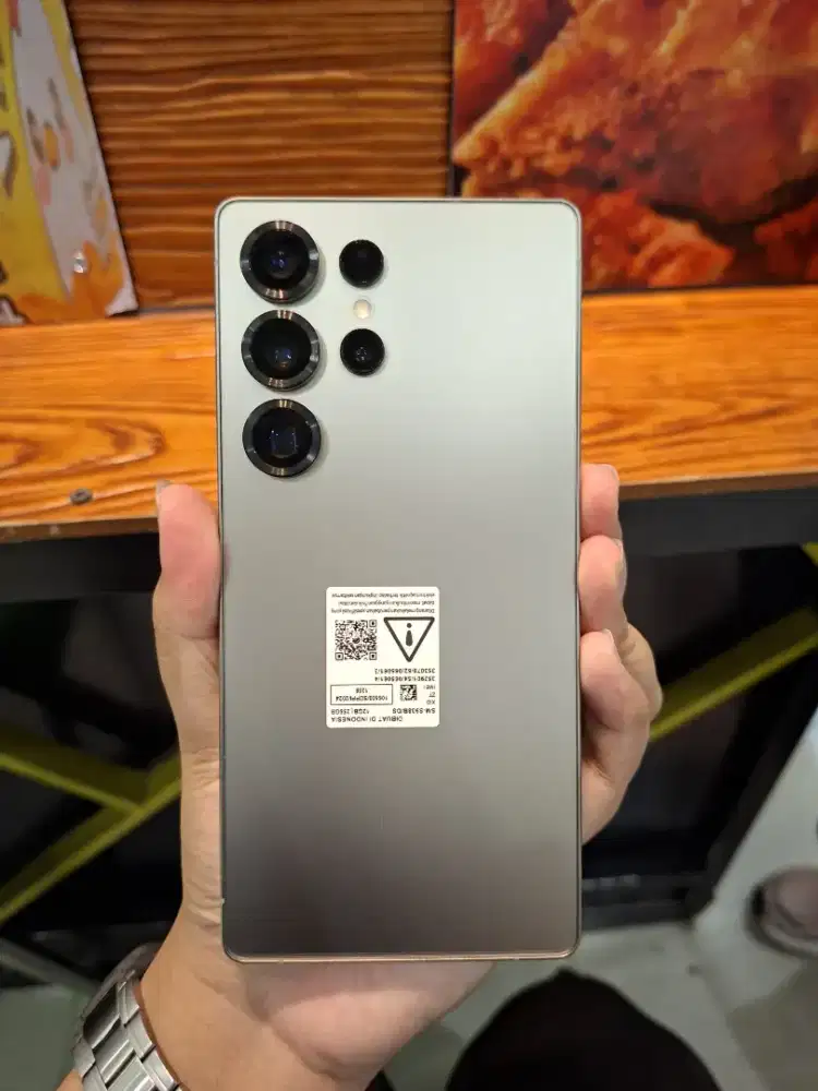 Samaung S25 Ultra 8/256 Titanium grey like new