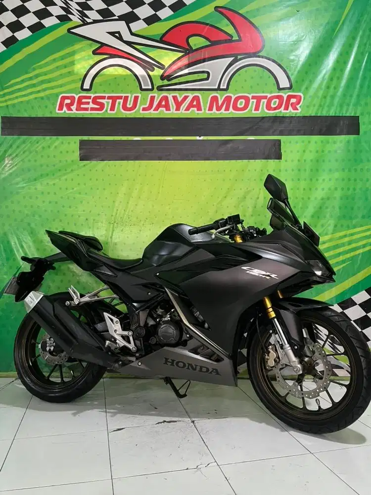CBR 150R th 2022 kredit dp 1jt #rjm