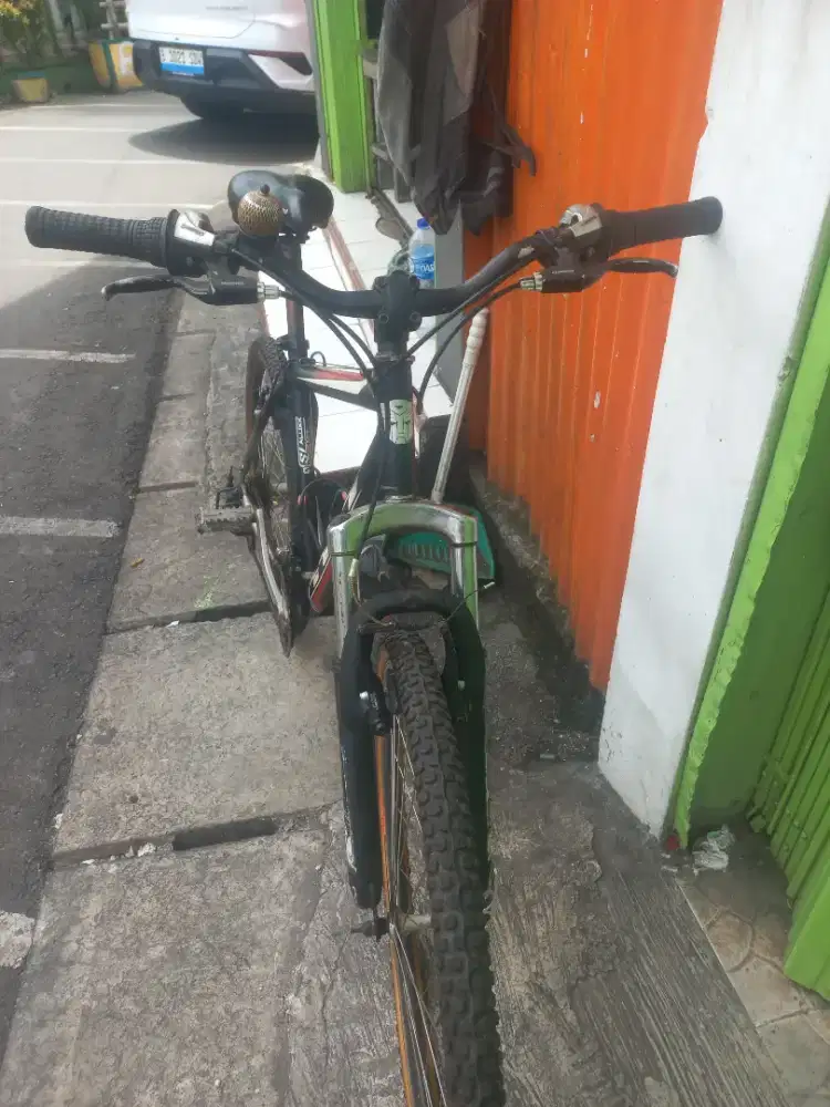 Sepeda MTB GIANT SL ALUXX 6000 SUPER  bahan ALLOY jamin super KENCENG
