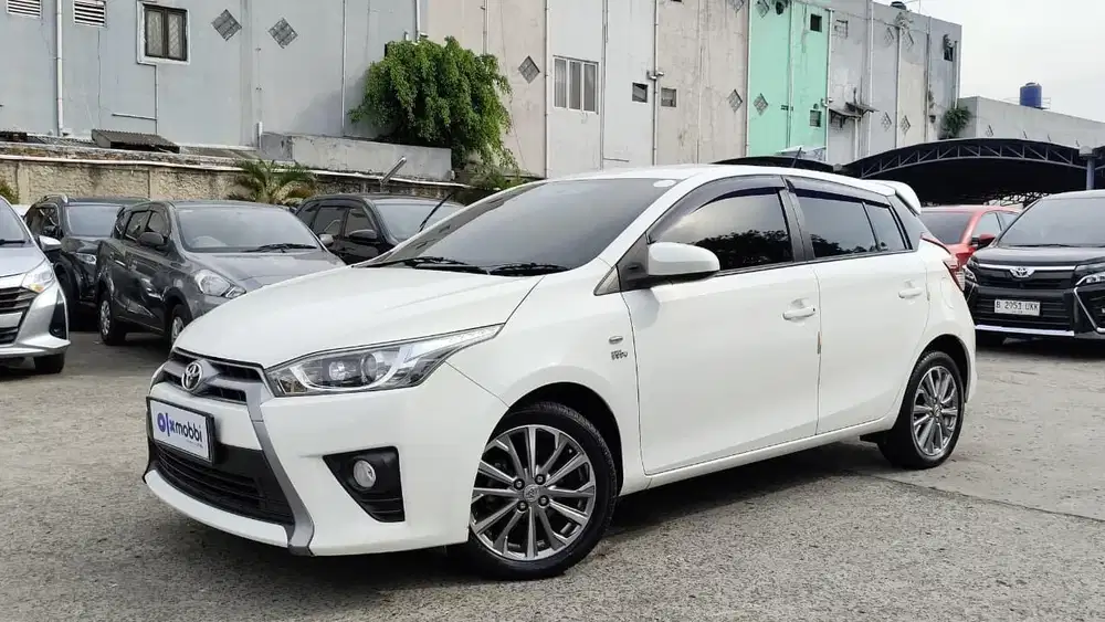 DP RENDAH - Toyota Yaris 1.5 G Bensin-AT 2016