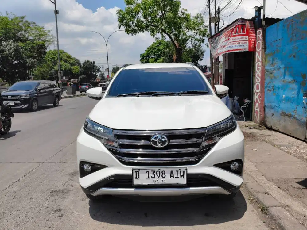 Toyota  Rush g mt 2020 putih