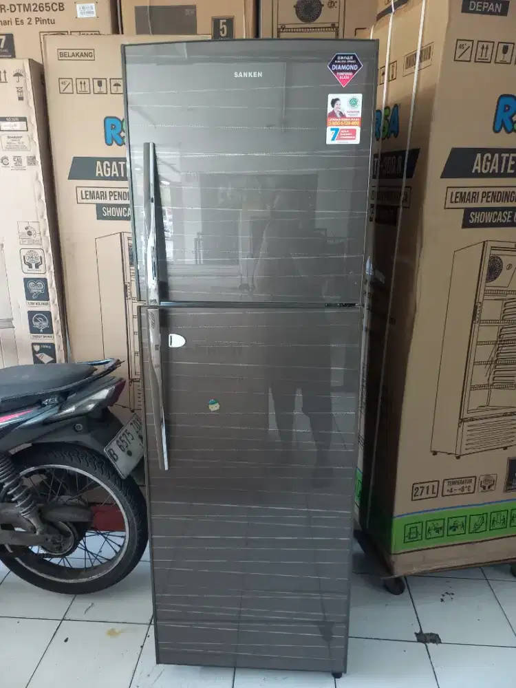 KULKAS SEKEN 2 PINTU SANKEN