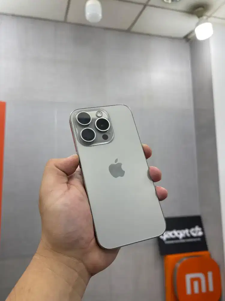 iPhone 15 pro 128 Gb ibox