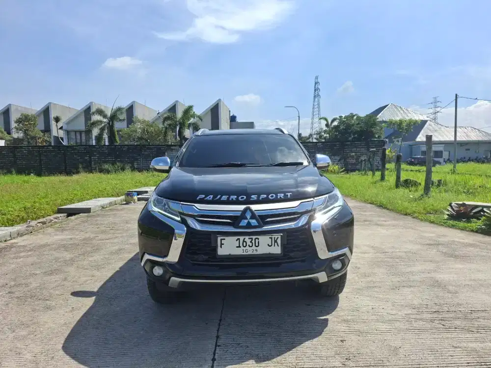 Dp 25 jt Pajero sport dakar limitid CBU AT 2019