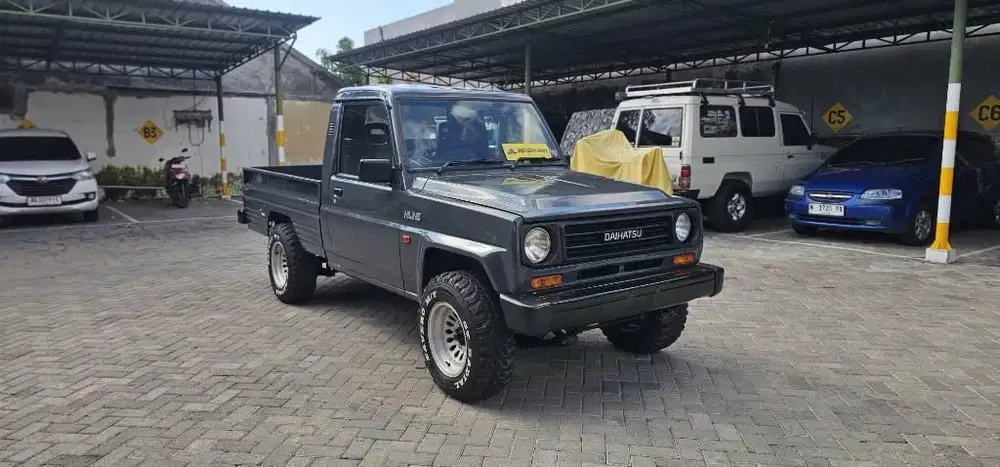 Antik langka!! Taft HILINE PICKUP 4X4 th1987 Mesin Timing gear sptbaru