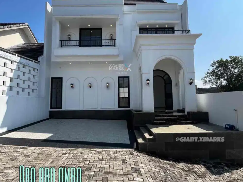 Villa Anerican Modern dekat Jatim Park plus rooftop view Arjuno dan Panderman di Batu Malang
