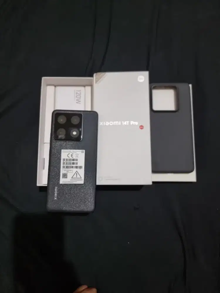 hp bekas Xiaomi 14T pro 12/512 LIKENEW istimewa grnsi 08 2027 BH 100%
