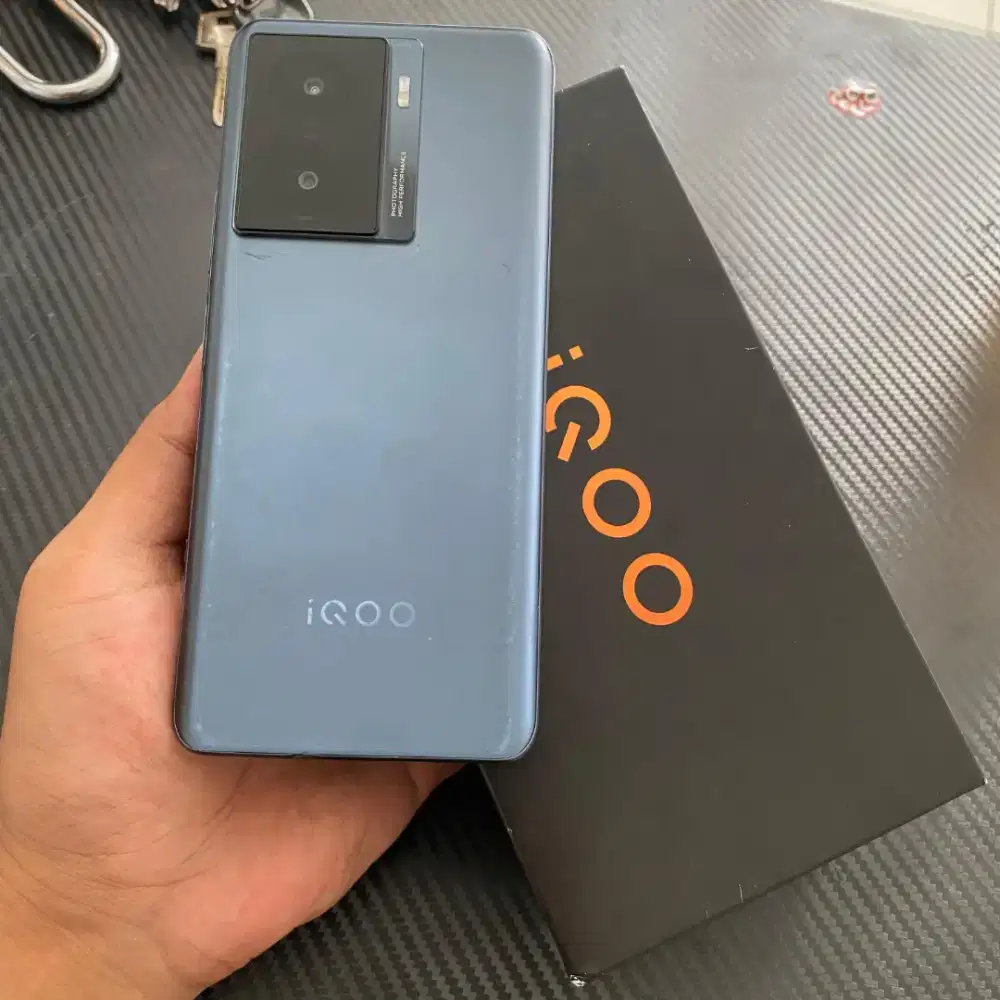 iQOO Z7x 5G Ram 8+8/128GB Fullset