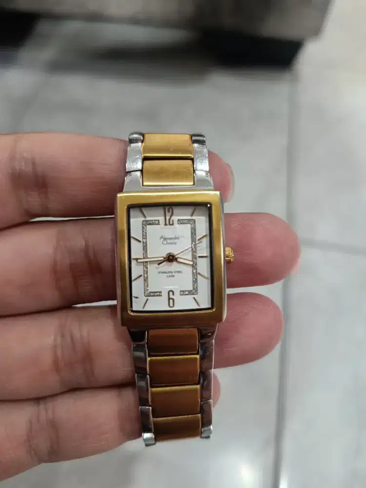 Jam Tangan Alexandre Christie Tank AC 8261LH kondisi normal