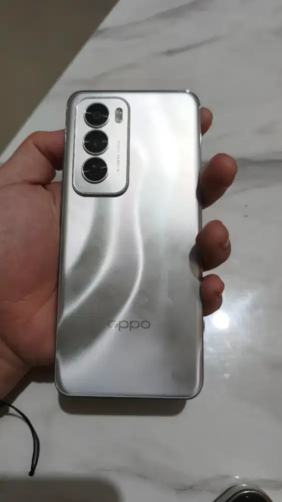 Oppo Reno 12 5G  Mulus no Minus