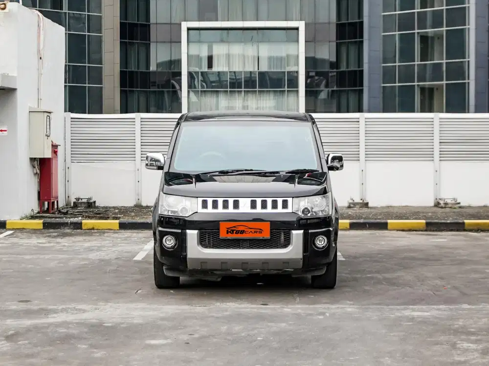 MITSUBISHI DELICA 2 0L AT TAHUN 2014