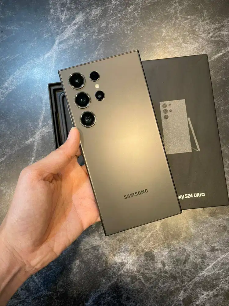 Samsung Galaxy S24 Ultra 12/512gb sein mulus