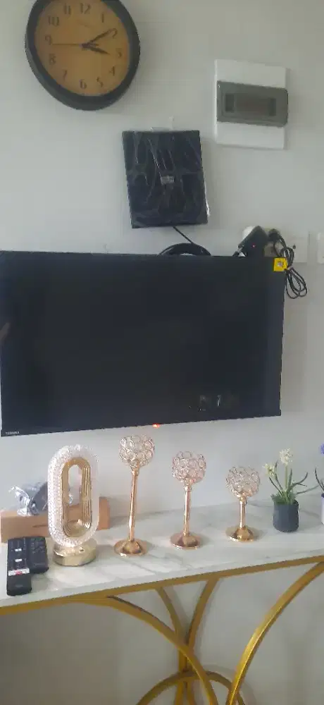 Tv tosiba 32 inchi smart tv android