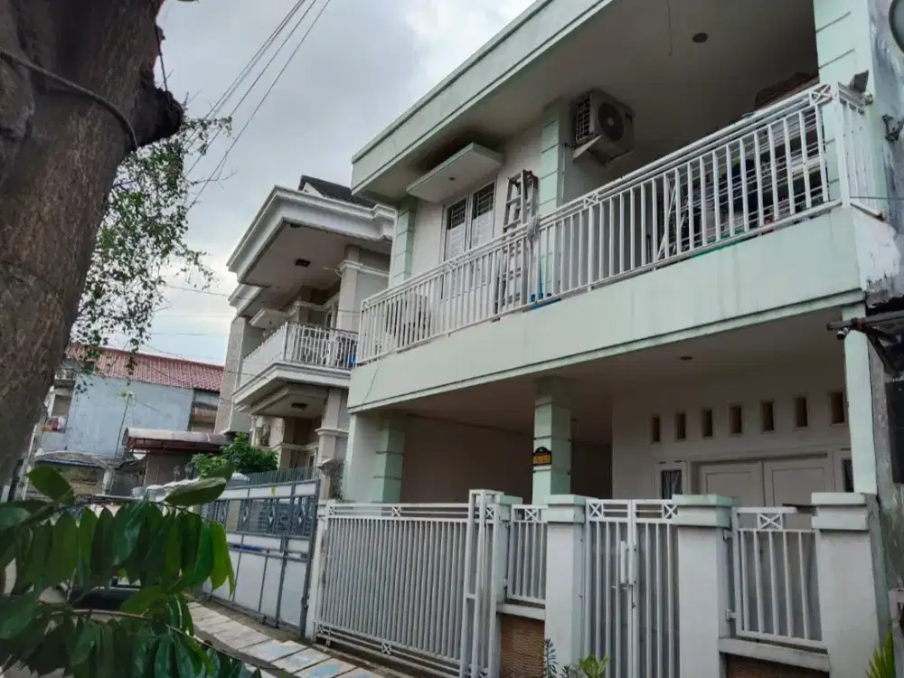 Rumah 2 Lantai Semi Furnished di Swadaya Duren Sawit