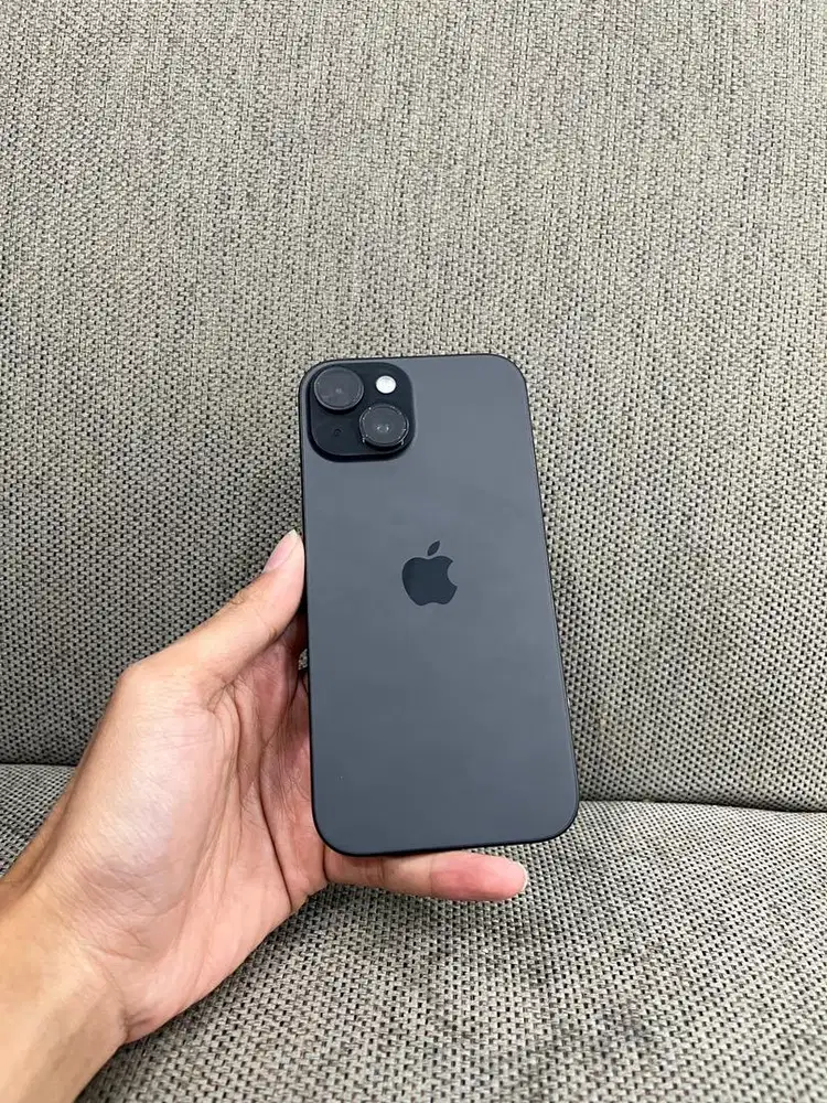 Apple iPhone 15 128Gb Black Resmi