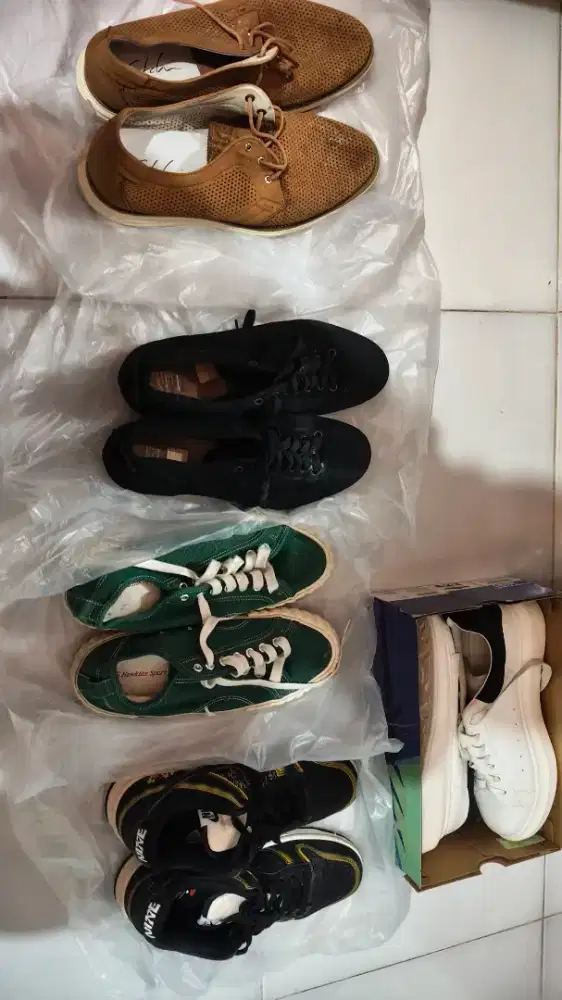 Dijual koleksi sepatu