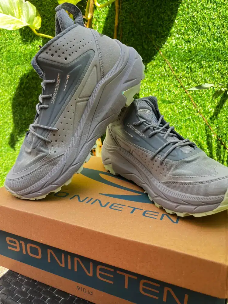 Sepatu 910 Yuza Hike Hero Mid - Cool Grey