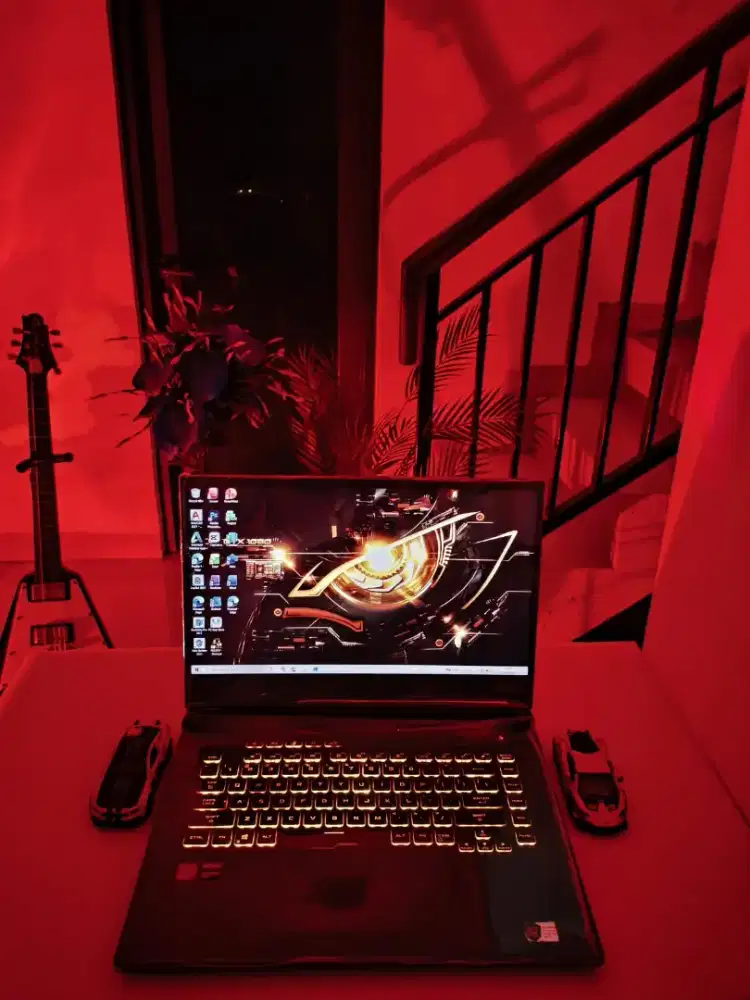 ASUS ROG CYBERPUNK G531GT-308 STRIX III RAM 16GB/SSD 512GB]