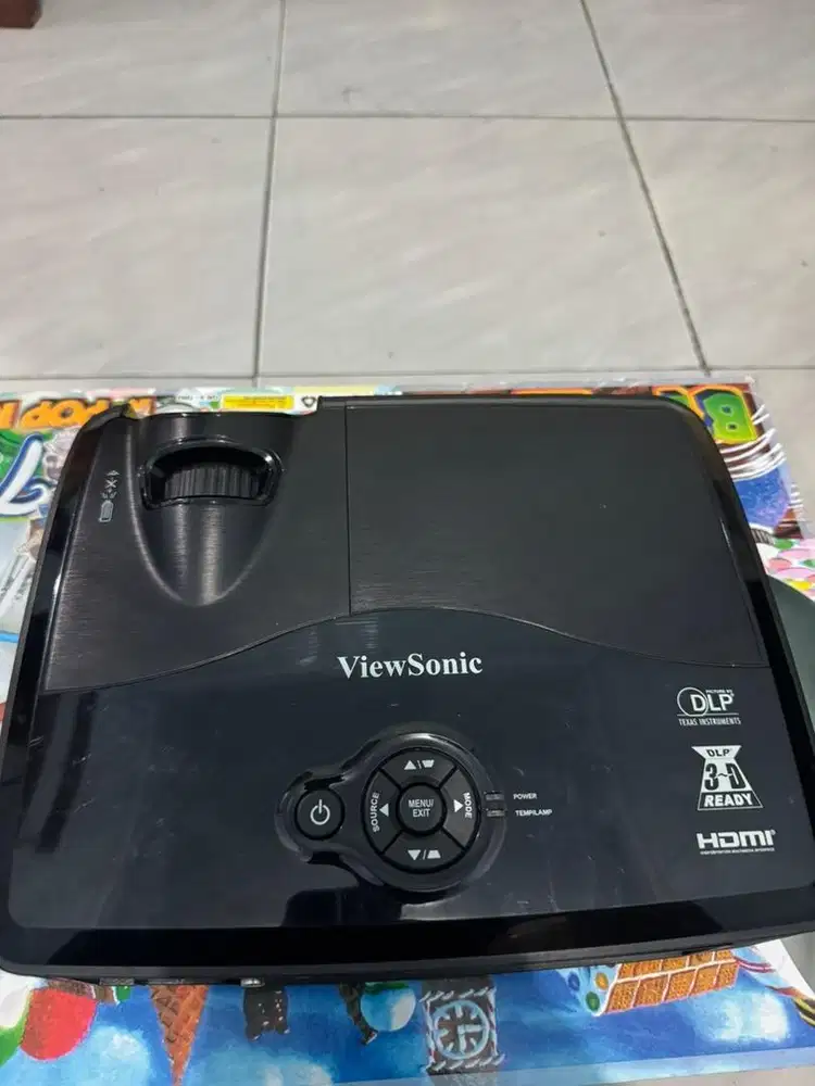 Proyektoe viewsonic pjd5353