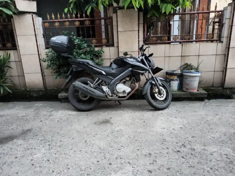Dijual Yamaha Vixion NVL tahun 2013 warna hitam