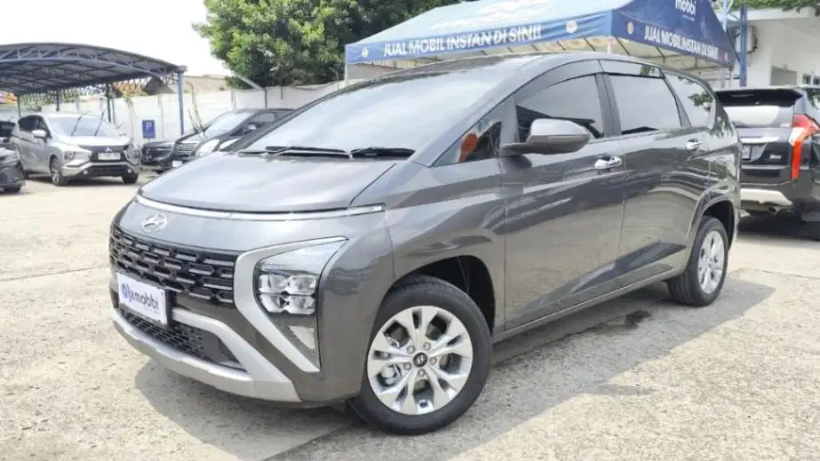 TDP 11JT, Hyundai Stargazer 1.5 Trend Essential Bensin-AT Hitam 2025