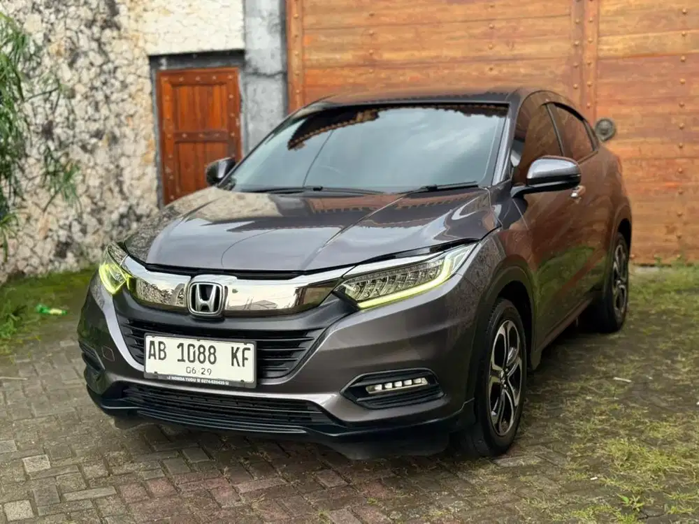 HRV SE 2019 Asli AB Km 34rb Pajak Panjang