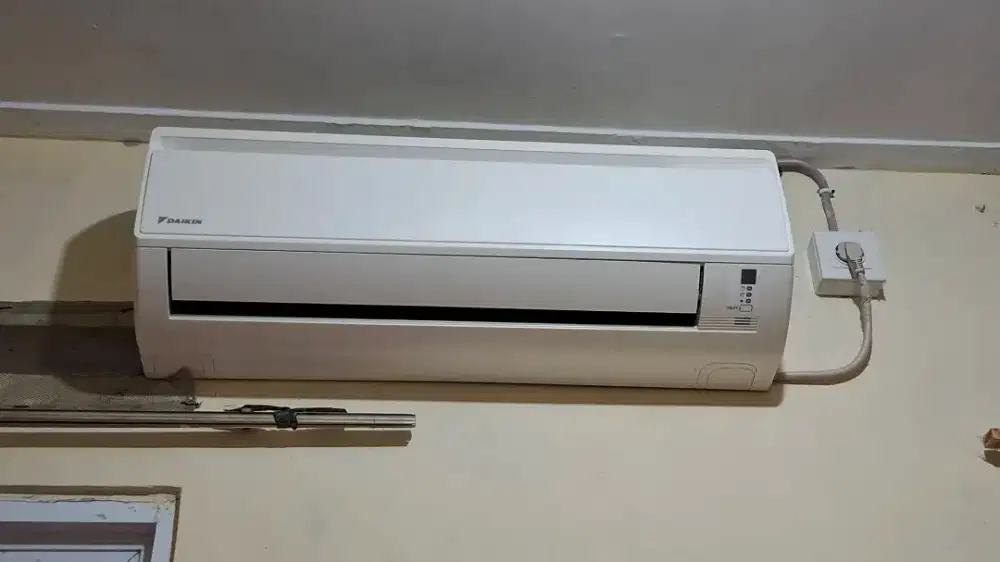 AC Daikin 3/4 PK Kondisi Dingin