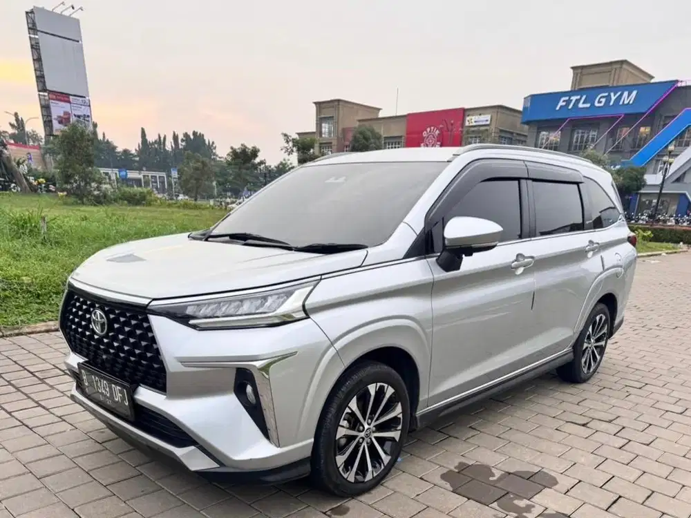 Toyota Veloz Q CVT TSS 2021