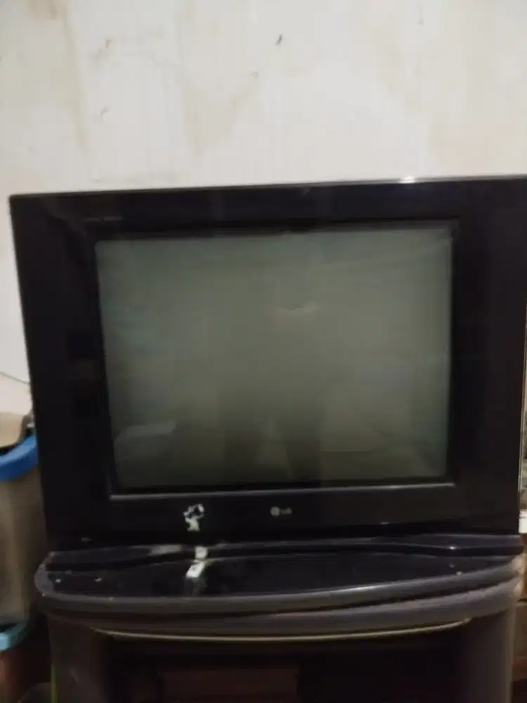 DIJUAL CEPAT TV SECOND