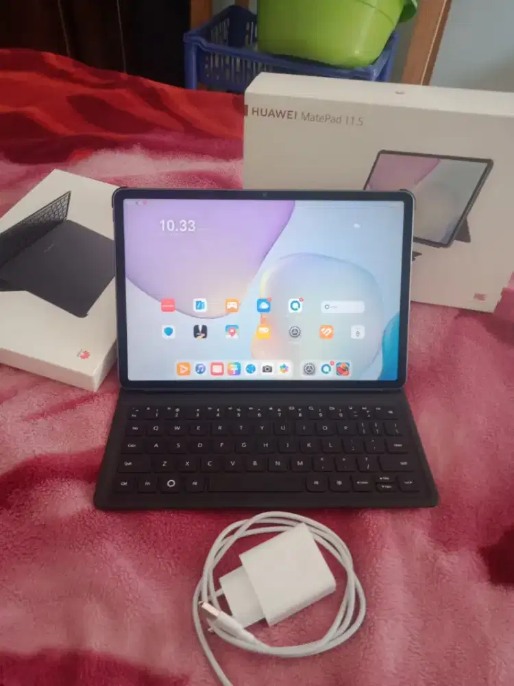 Di jual hauwe matepade 11.5  2025 ram 8/256 mulus lengkap ori