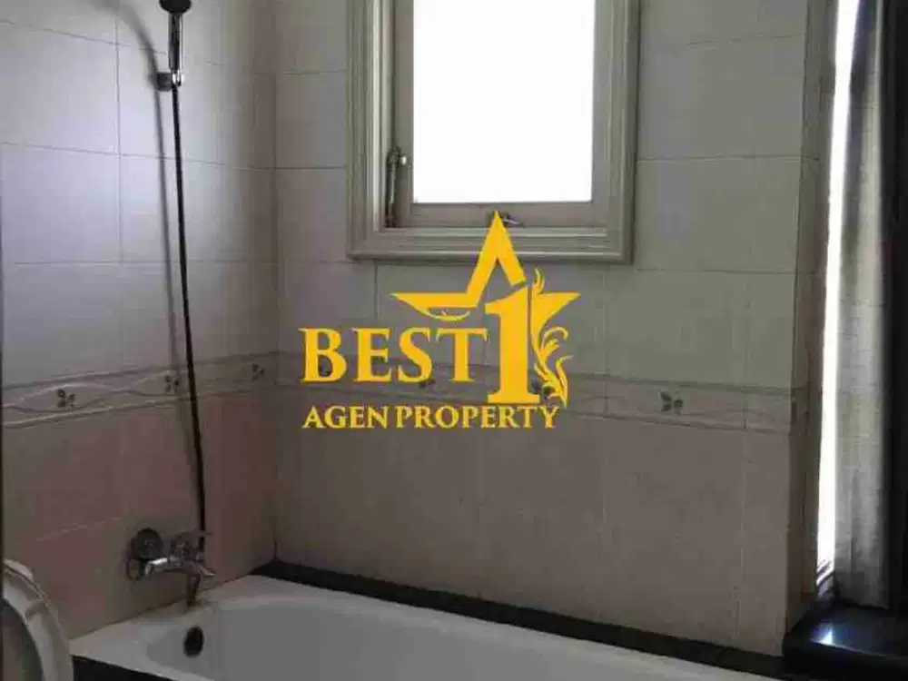 *Murah!! Rumah Mewah 3 Lantai di Mekar Wangi, Bandung*