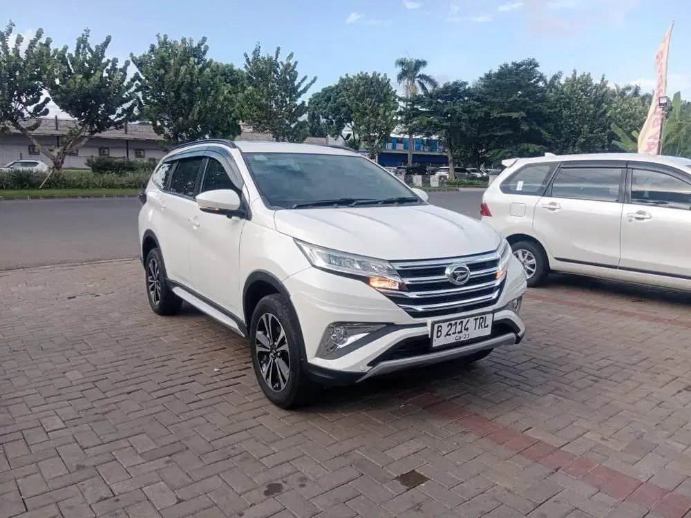 TERIOS 1.5 R DELUXE AT 2021