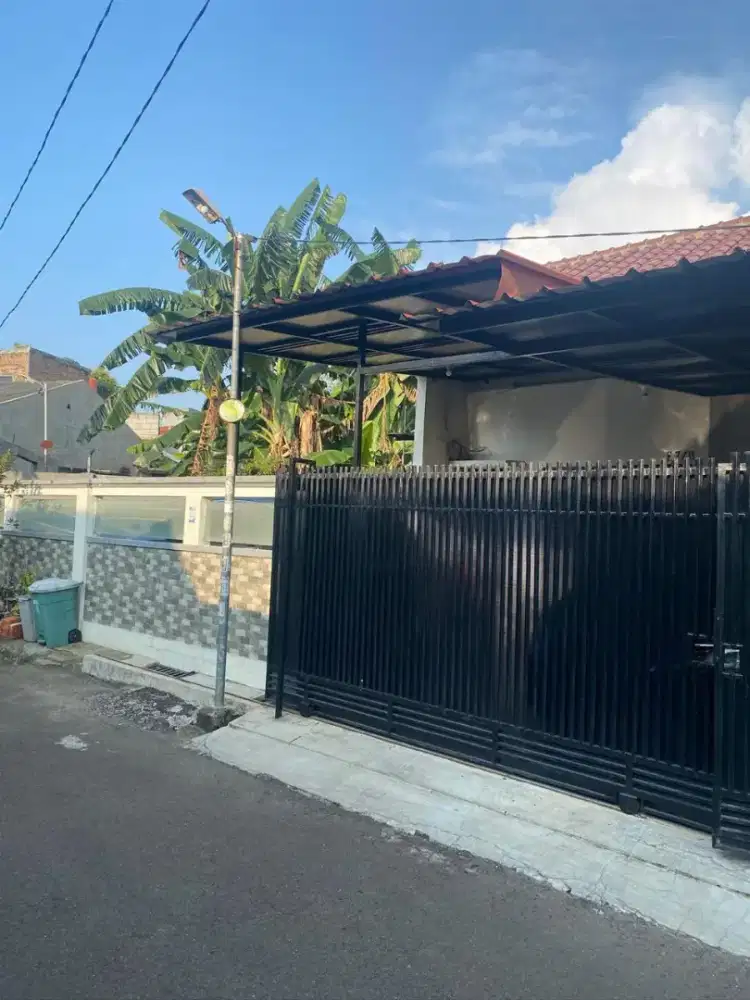 Dijual rumah pribadi Perum Simprug Di Poris.
