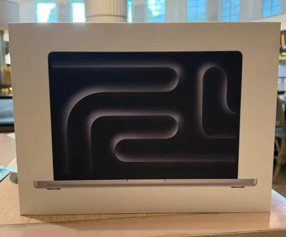 Apple Macbook Pro M4 14 Inch 16/1TB SSD Silver New Garansi IBOX