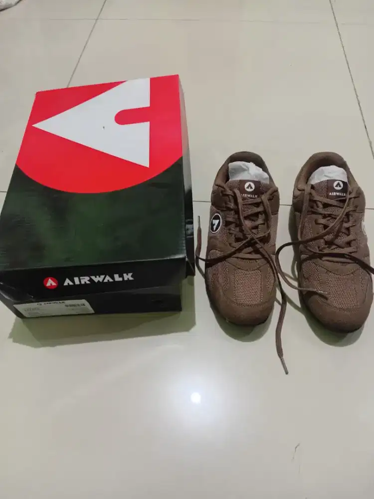 Sepatu pria airwalk