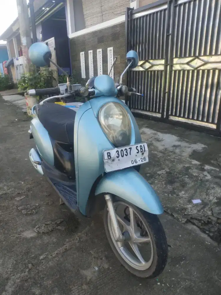 Honda Scoopy 2011